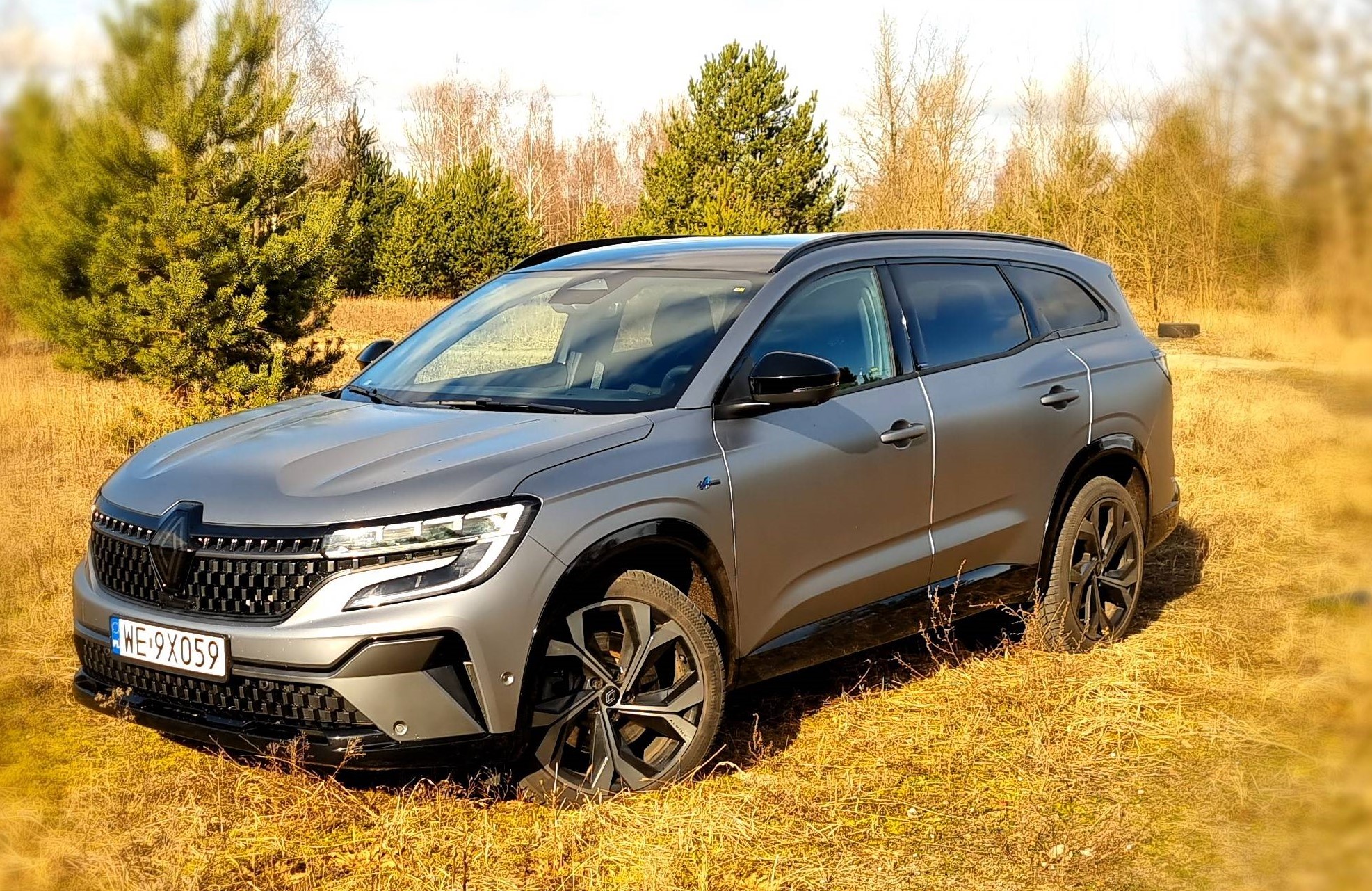 Renault Espace Hybrid – Wygodny samochód dla całej rodziny, teraz suv nie van