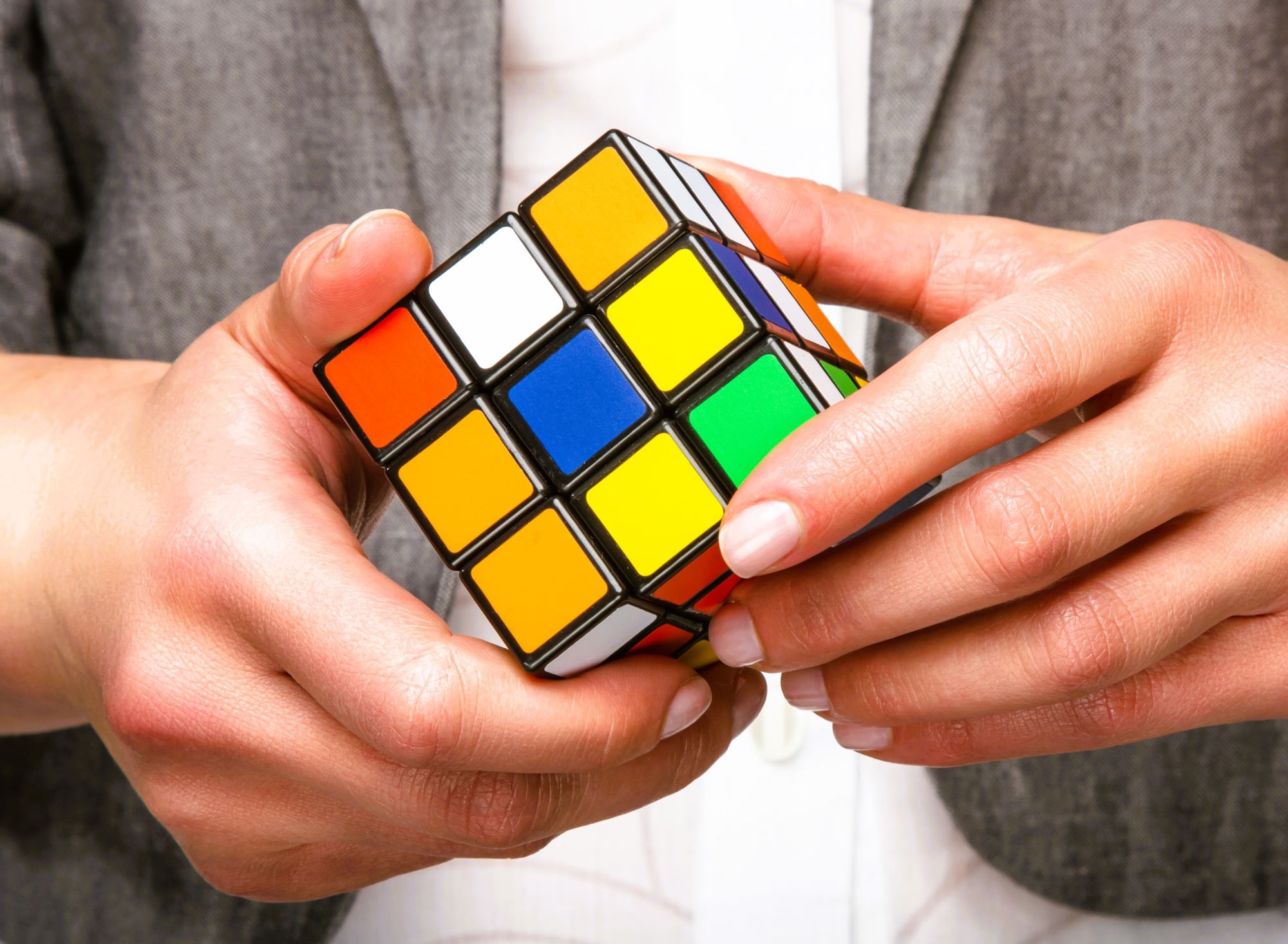 Kostka Rubika – rekord świata 3.13s – 17 kwietnia Światowym Dniem Kostki