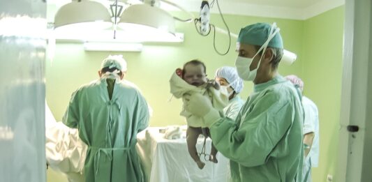tragedia w kościerskim szpitalu, noworodek po porodzie