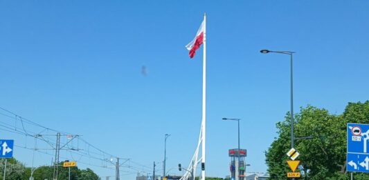 Dzień Flagi Rzeczypospolitej Polskiej - 2 maja. Rondo Zgrupowania AK Radosław Warszawa. foto Ewa
