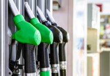 Idzie Obniżka Cen Paliw – czy dotrwają do długiego weekendu? Obniżka Cen Paliw Radosne Wieści na Stacjach
