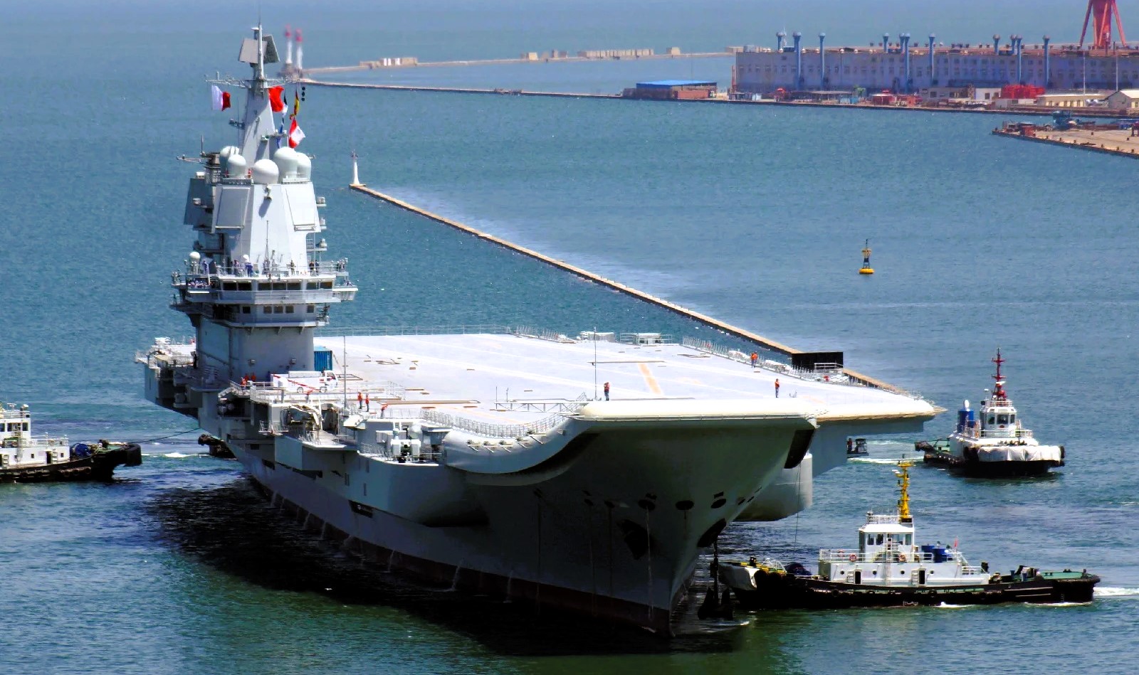 Chiny nie chcą wojny, po co nowy lotniskowiec?