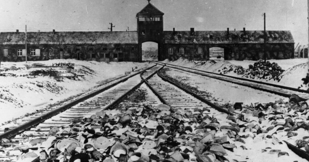 Auschwitz Birkenau 27 stycznia 1945 – dzień, w którym piekło dobiegło końca.