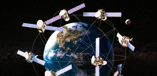 Jak działa Starlink i co to takiego - Musimy kupować Starlinki dla Ukrainy