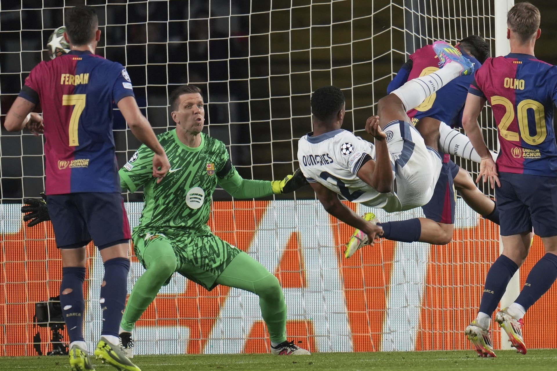 Kosmos na ziemi: Barcelona i Inter w meczu, który zatrzymał czas.