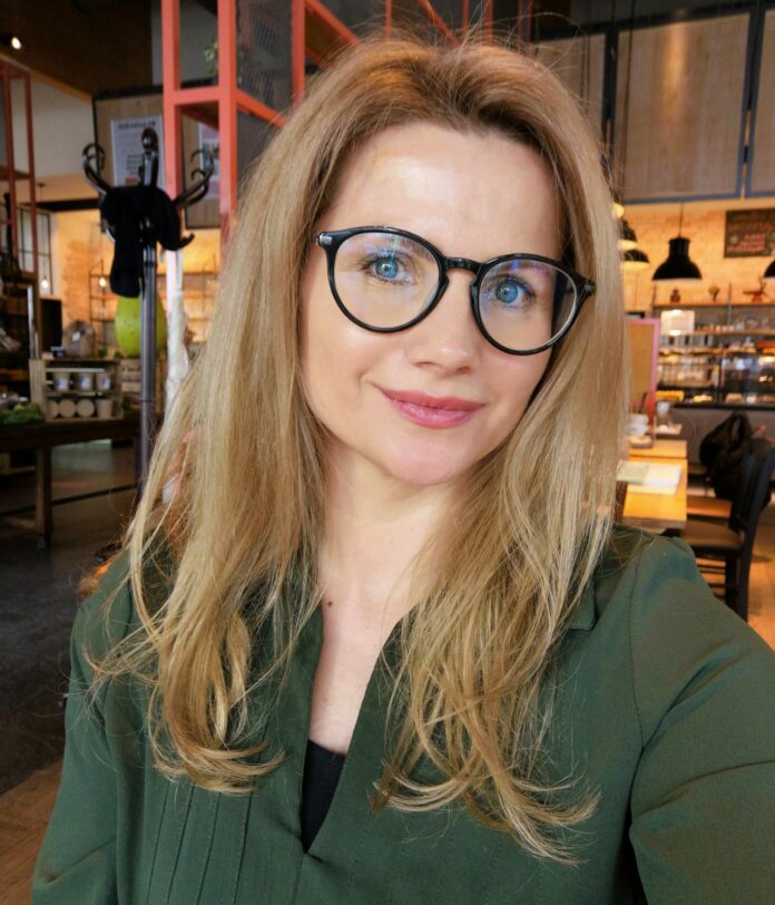 Pokochaj siebie i wstań z popiołów Pokochaj siebie i wstań z popiołów