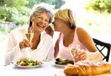 Naturalnie Świadoma Droga do Zdrowia i Pełni Siebie! ✨Podróż w Głąb Siebie po Nowe JA! 🌿💡🚀🧘♀️ Naturalnie Świadoma Droga do Zdrowia - Trenuj docenianie siebie. Możesz zacząć od mówienia sobie miłych słów w lustrze! Twoje Nowe Życie