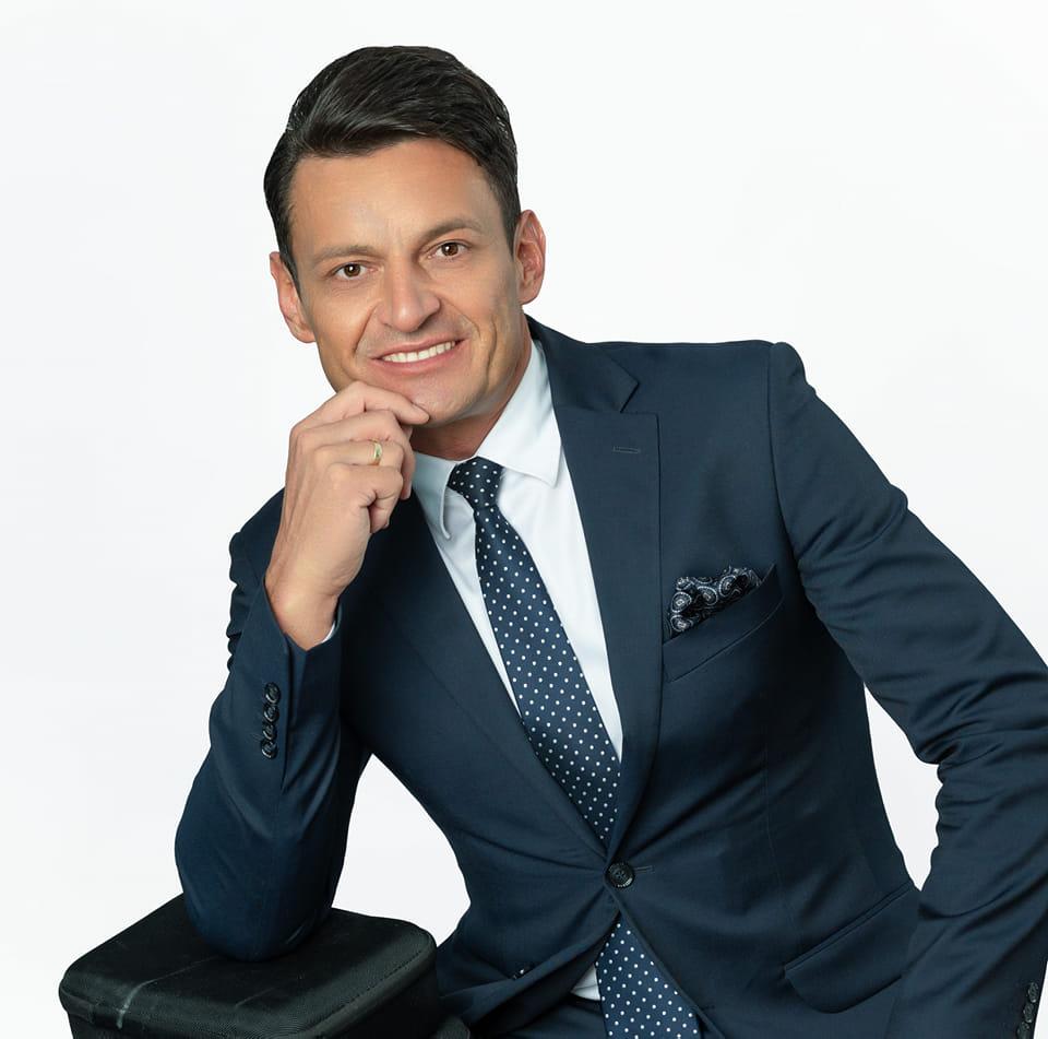 Czy Obietnice Wyborcze To Tylko “Cóż Szkodzi Obiecać”? Przemysław Witek tylko powiedział to co robią wszyscy politycy.