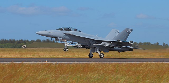 Wypadek fińskiego myśliwca F/A-18 Hornet w Rovaniemi Wypadek fińskiego myśliwca F/A-18 Hornet w Rovaniemi