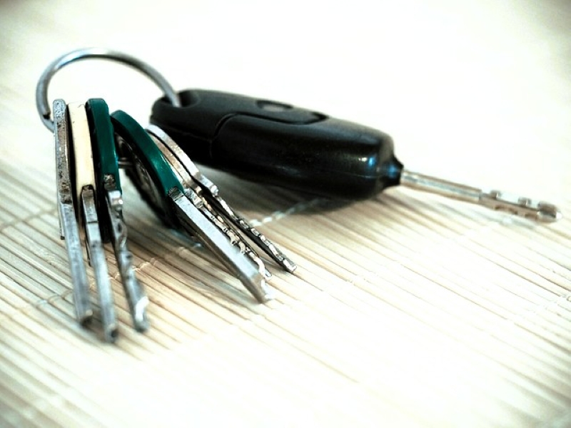 MotoPatent: Wygodny wynajem samochodów z opcjami ubezpieczenia