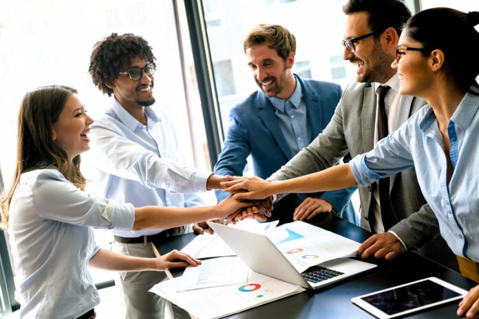 Holistyczna Firma - Adriana Stankiewicz o Liderowaniu z Sercem i Rozumem w Radio Bezpieczna Podróż Holistyczna Firma - Adriana Stankiewicz o Liderowaniu z Sercem i Rozumem w Radio Bezpieczna Podróż