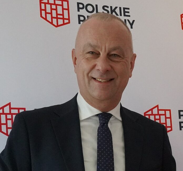 Marcin_Jabłoński_wikipedia Kolizja na S3 czy akt bandytyzmu drogowego przedstawiciela władzy? Marszałek Jabłoński sam zawiesza swoje członkostwo w PO