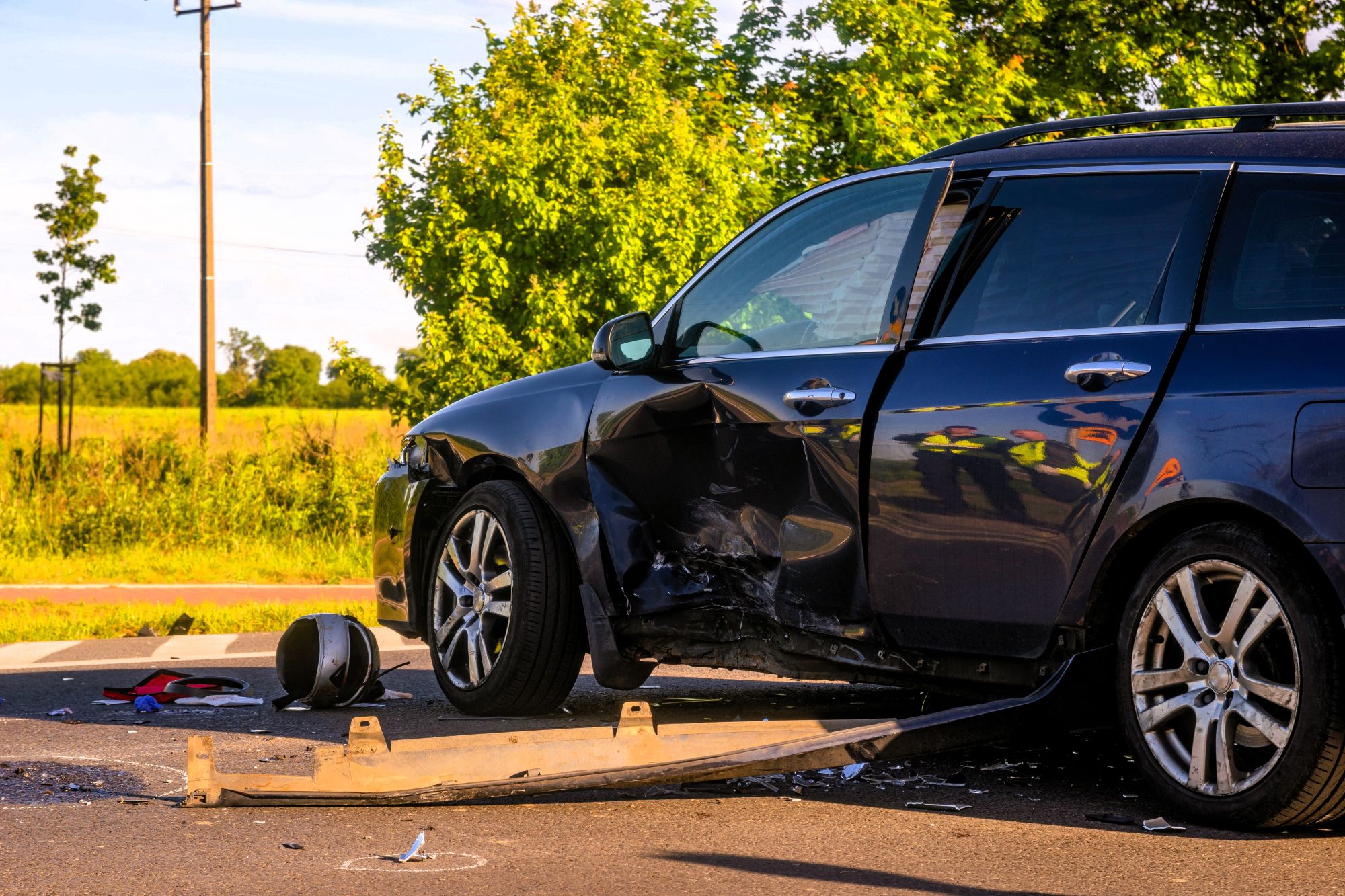 Marszałek – bandyta drogowy? Skoda marszałkowska nie mogąc wyprzedzić auta zajeżdża mu drogę i uderza z impetem w bok. Mamy film!!!! Marcin Jabłoński bohaterem