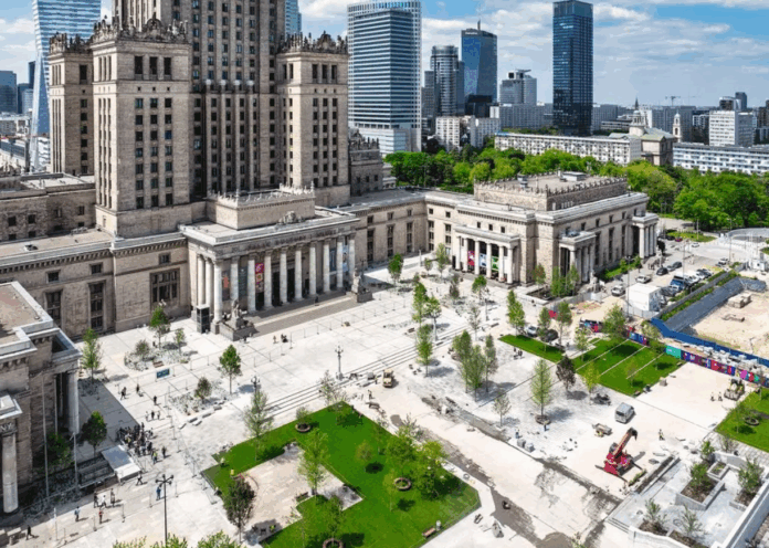 Trzaskowski - Plac Centralny