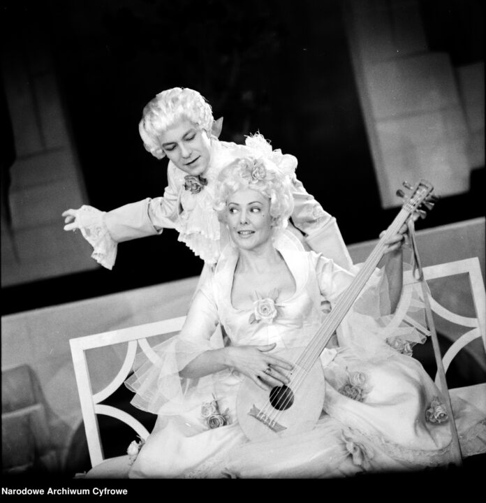 Ewa Krasnodębska kończy dziś 100 lat Cały wiek życia pełnego niezwykłych historii aktorki z PRL-u