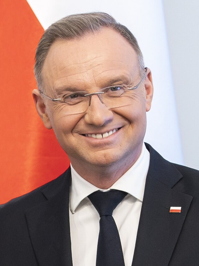 Prezydent Andrzej Duda awansuje generałów policji: komendant główny Marek Boroń z najwyższym stopniem