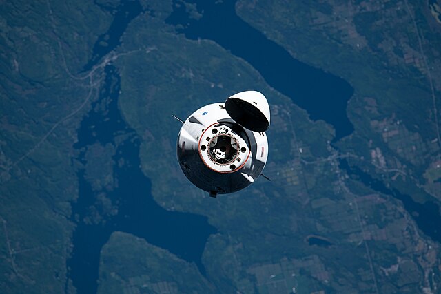 Sławosz Uznański-Wiśniewski wrócił na Ziemię: Bezpieczne lądowanie.