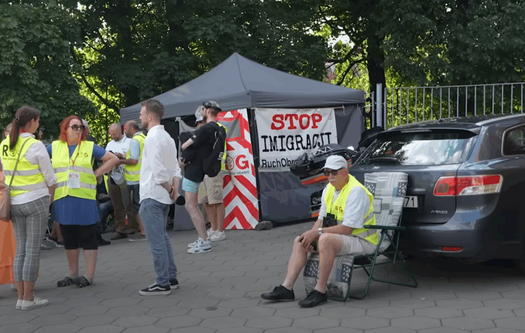 Uch Obrony Granic - stanowisko polowe niebezpiecznych bojówek ściganych przez ministra Siemoniaka