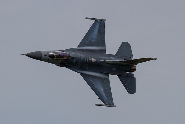 Wspomnienie Majora Macieja Krakowiana. Pilot F-16 z Radomia Wspomnienie Majora Macieja Krakowiana. Pilot F-16 z Radomia