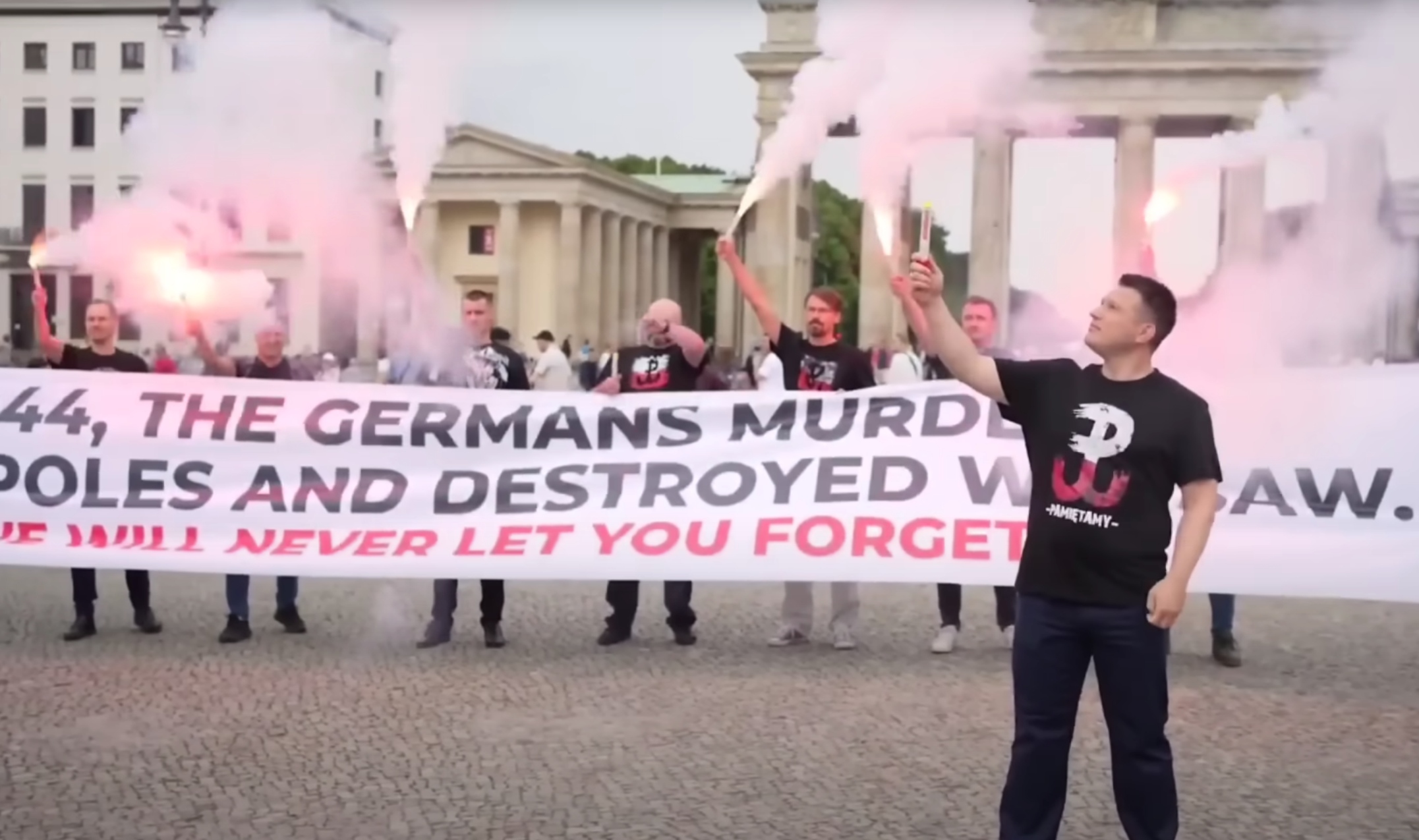 Sławomir Mentzen w Berlinie upamiętnia Powstanie Warszawskie