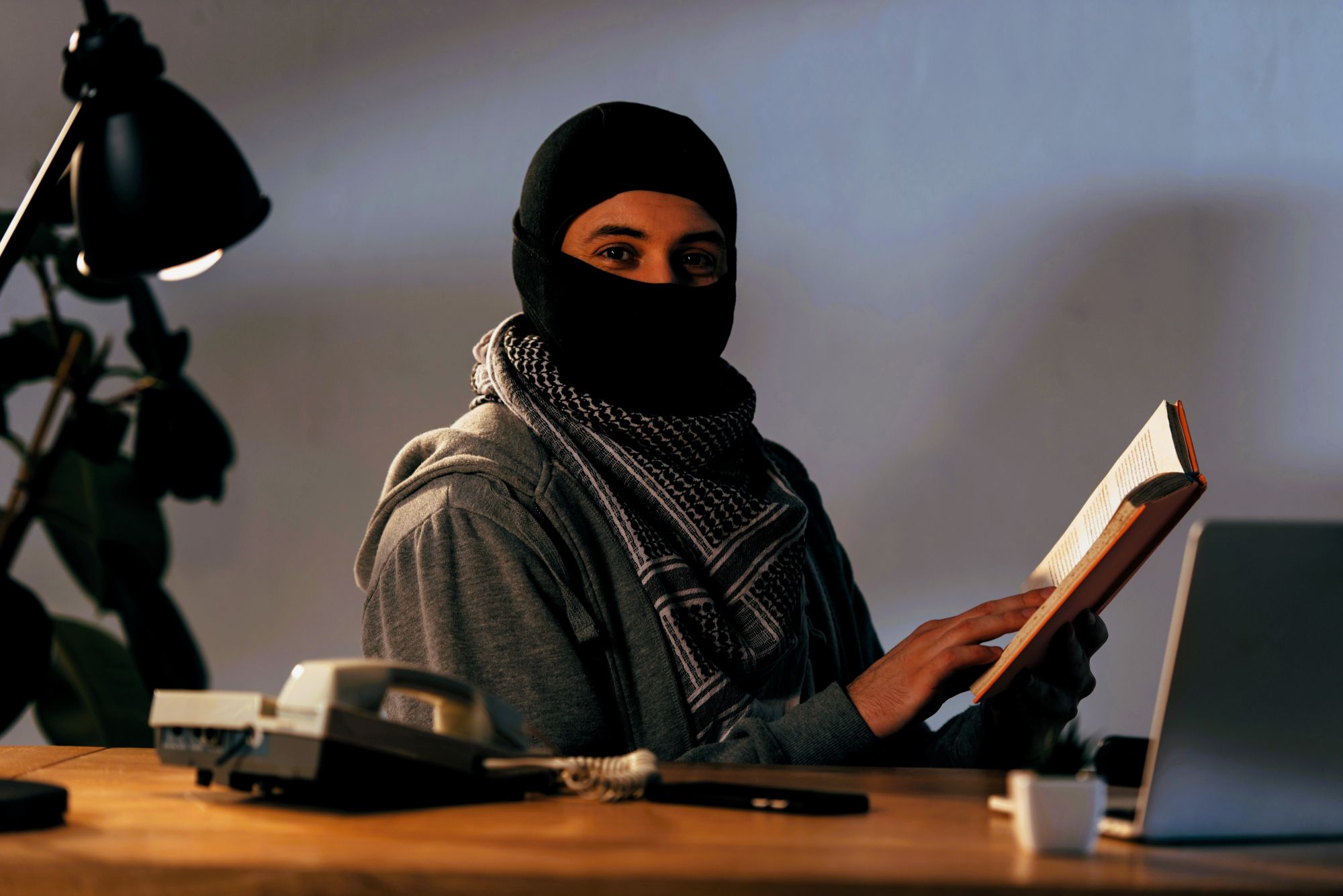 Akcja ABW w Olsztynie: 19-latek planował zamach inspirowany Breivikiem