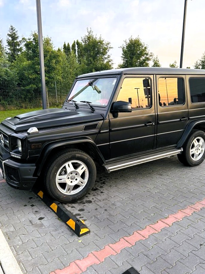 Mercedes Brabus G500: Narodziny Mrocznej Legendy