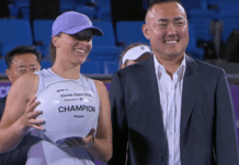 Wygrywa 25 turniej WTA w karierze