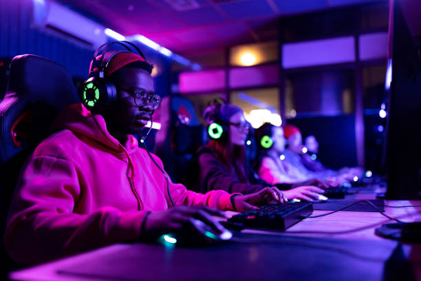 Esport i zakłady: jak buduje się zaufanie do wyników i co łączy turnieje online z offline