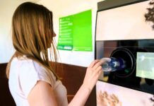 Już od 1 października 2025 roku w całej Polsce zacznie obowiązywać nowy, ogólnokrajowy system kaucyjny. Recyklomat Już od 1 października 2025 roku w całej Polsce zacznie obowiązywać nowy, ogólnokrajowy system kaucyjny. Recyklomat