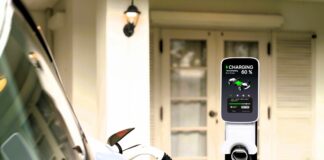 Ile kosztuje jazda elektrykiem ładowanym z gniazdka