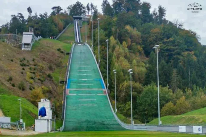Letnie Grand Prix 2025 w Hinzenbach Walka o punkty w przedostatnim konkursie sezonu Letnie Grand Prix 2025 w Hinzenbach! Walka o punkty w przedostatnim konkursie sezonu.
