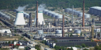 Niemcy układają się z Rosją i bronią Rosnieftu który ma rafinerię w Schwedt