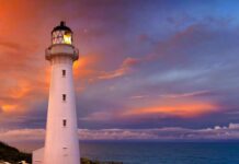 Latarnie-morskie-bursztynowy szlak Fajne miejsce nad morzem dla dwojga pełne romantyzmu