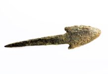 Włócznia Piastów to cenne znalezisko i historycznie i materialnie.