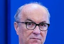 Kukliński to Zdrajca Powiedział Czarzasty Czarzasty to Komuch w Roli marszałka demokraty