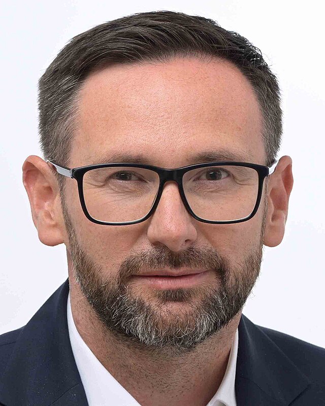 Akt oskarżenia przeciwko Danielowi Obajtkowi wpłynął do sądu w Warszawie