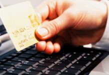 Dwuskładnikowe uwierzytelnianie: Co to jest i jak je włączyć w banku/na mailu? Dwuskładnikowe uwierzytelnianie: Co to jest i jak je włączyć w banku/na mailu?