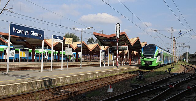 Ewakuacja pociągu relacji Przemyśl-Kijów: Podejrzany pakunek wstrzymuje podróż