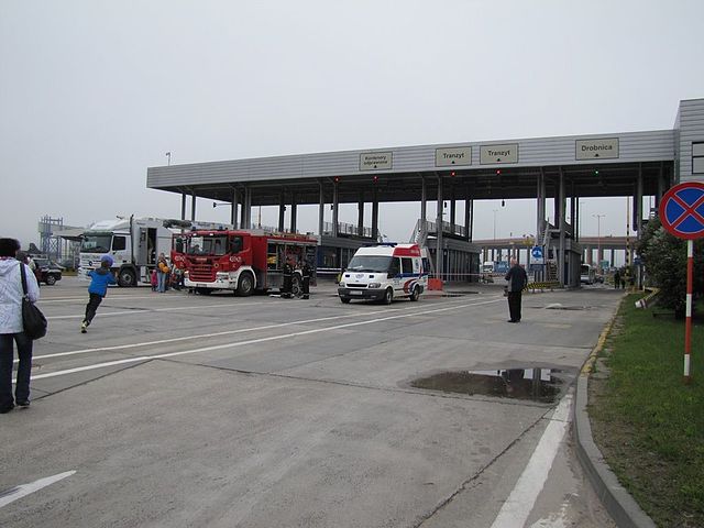 Tragiczny pożar w Gdyni przy Bałtyckim Terminalu Kontenerowym Śledztwo po znalezieniu ciała