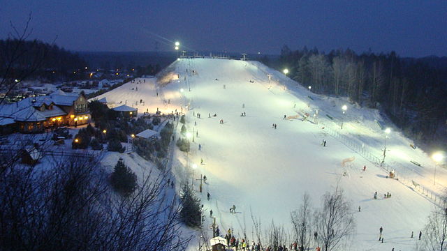 Wypadek w Tyrolu: Dziecko z Polski ranne na stoku w Austrii
