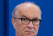 Kara finansowa dla Zbigniewa Ziobry – Marszałek Sejmu podaje kluczowe daty Kara finansowa dla Zbigniewa Ziobry – Marszałek Sejmu podaje kluczowe daty