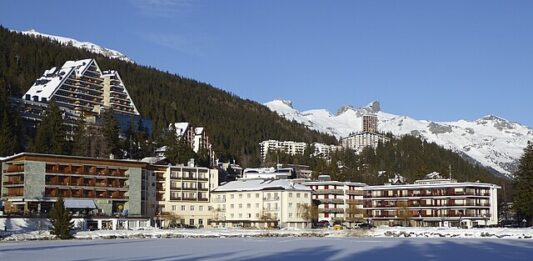 Tragedia w Crans-Montana: Najważniejsze fakty o pożarze w Szwajcarii Tragedia w Crans-Montana Najważniejsze fakty o pożarze w Szwajcarii