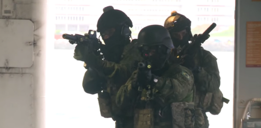 Zabójca “Pershinga” po 25 latach opuszcza więzienie i walczy o wielomilionowe odszkodowanie Zabójca Pershinga po 25 latach opuszcza więzienie i walczy o wielomilionowe odszkodowanie