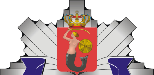 Groźny wypadek i dachowanie samochodu w centrum Warszawy