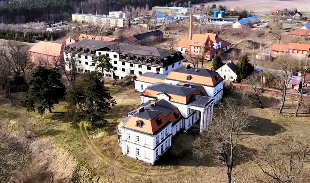 Pałac Zatory - ciekawa historia, odbudowa i sprzedaż na prawie 80mln zł