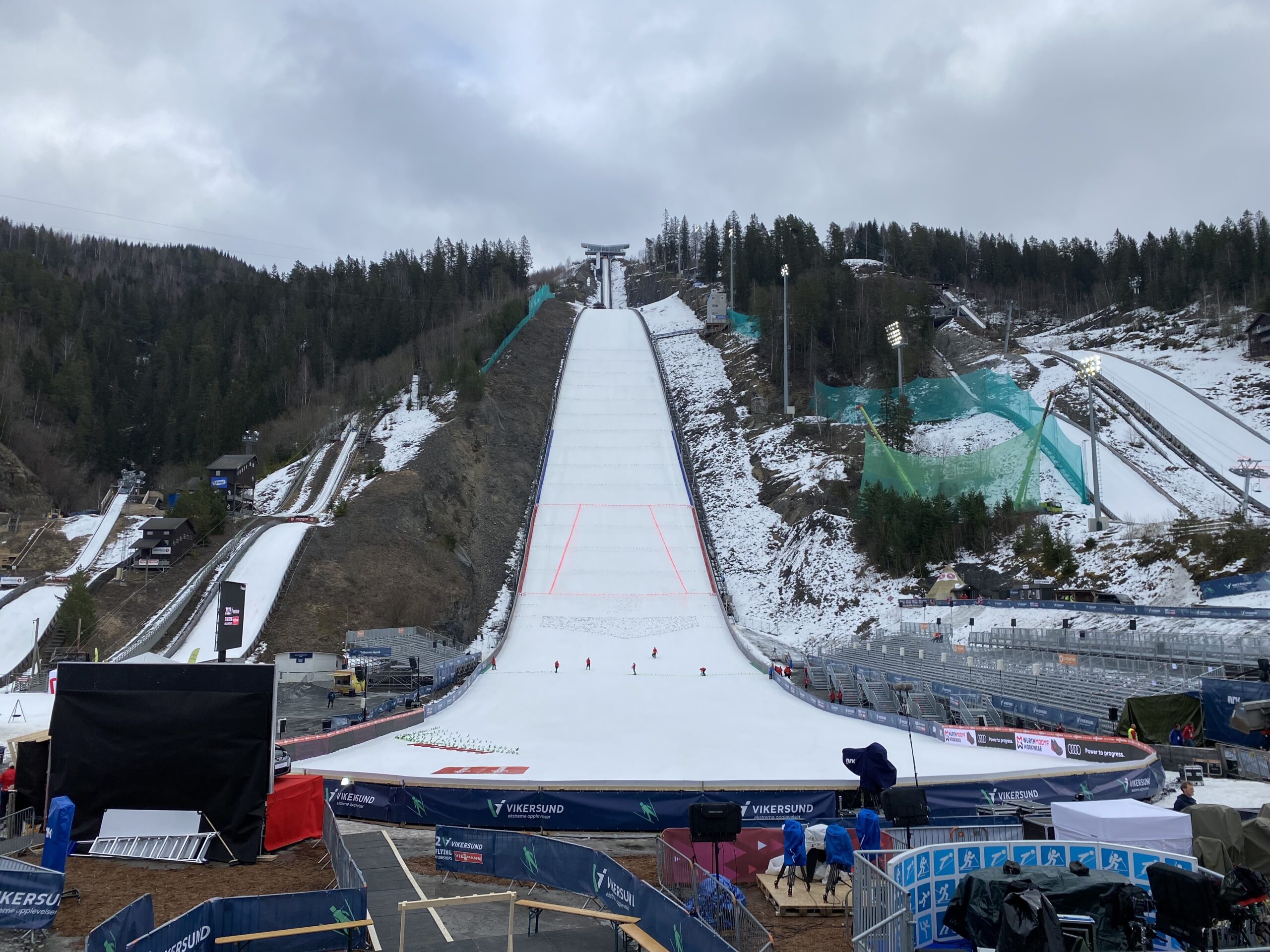 Loty narciarskie w Vikersund 2026