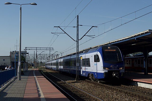 Wypadek na przejeździe kolejowym w Jarocinie