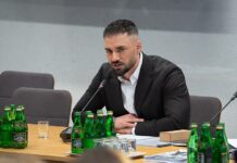 Karol Nawrocki odznaczył tragicznie zmarłego Łukasza Litewkę Krzyżem Oficerskim Orderu Odrodzenia Polski