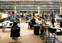 Dżinsowa rewolucja w Płocku pod znakiem Jan Spekter „Made in Poland”.