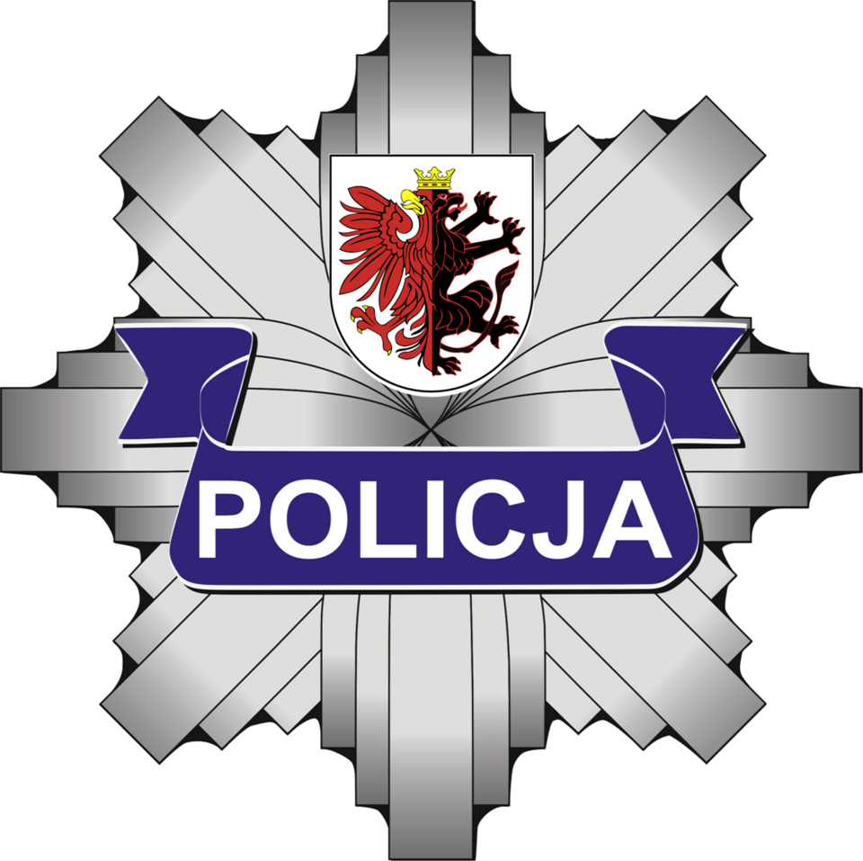 Tragiczny wypadek w Brzuze pod Rypinem: Peugeot wpadł do bagna, dwie osoby niestety nie przeżyły